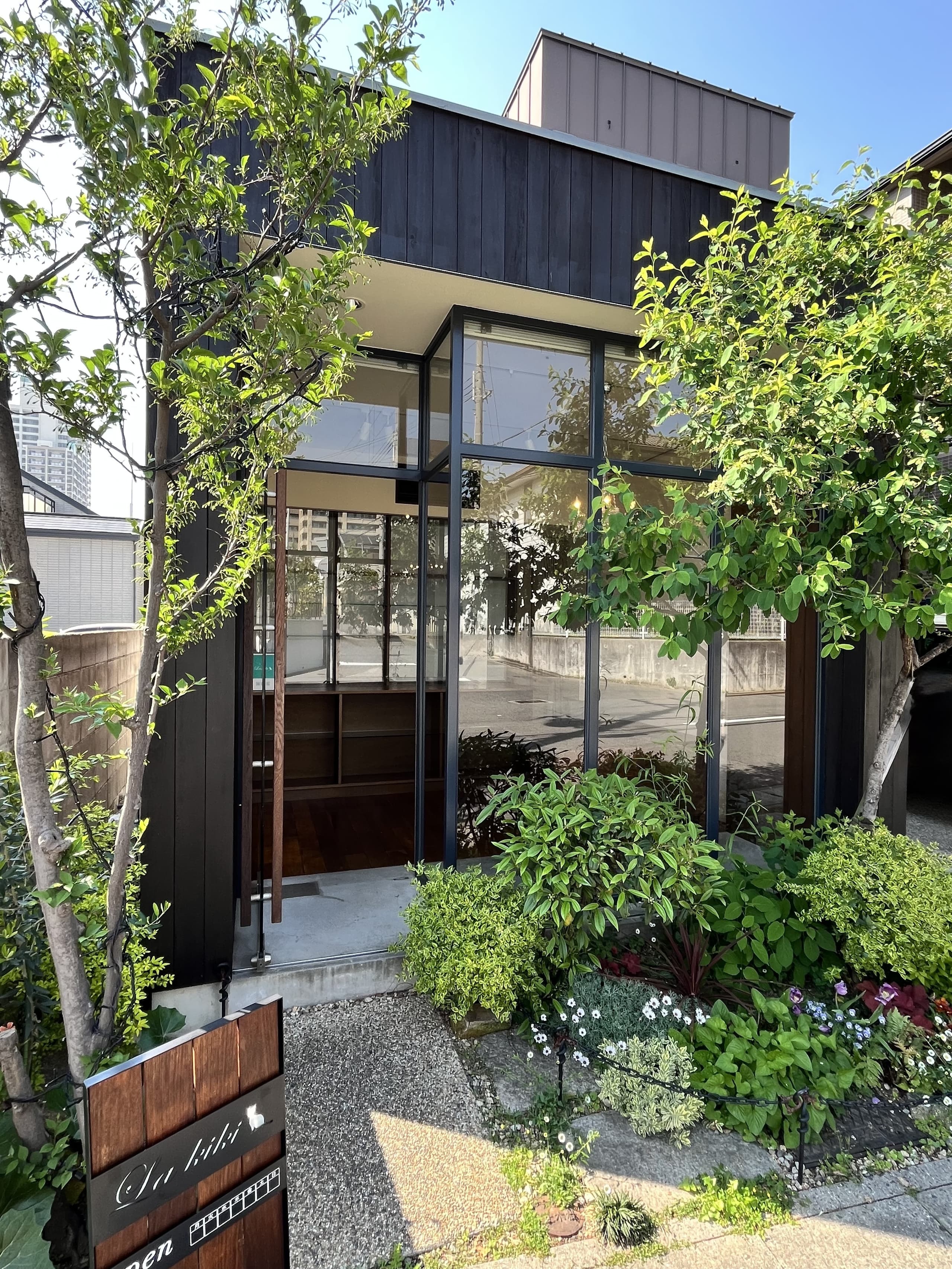 レンタルスペース　ギャラリーラ・キキ　斜め